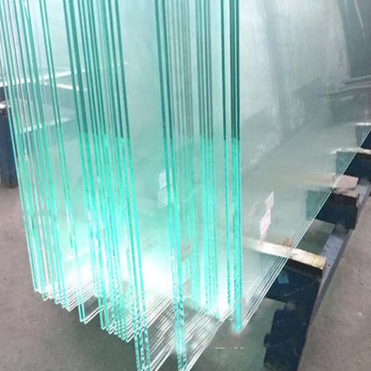 अल्ट्रा-क्लियर ग्लास